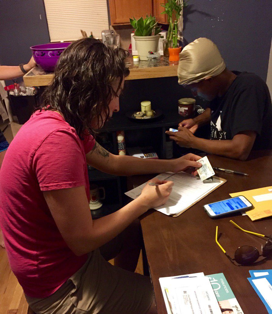 Lyncherator's tweet photo. Another registered CO voter! 🤗🇺🇸 #TimeToReg #ColoradoTogether https://t.co/9cXt9KgxKA
