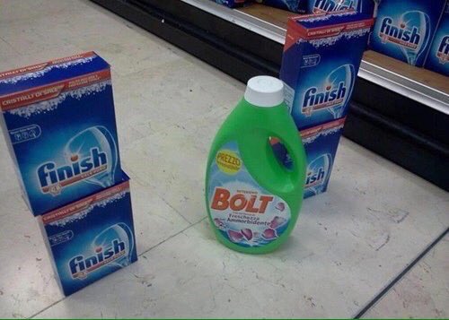 realnaquito's tweet photo. Televisa pasando la carrera de Bolt... https://t.co/vjBGWaDKkV