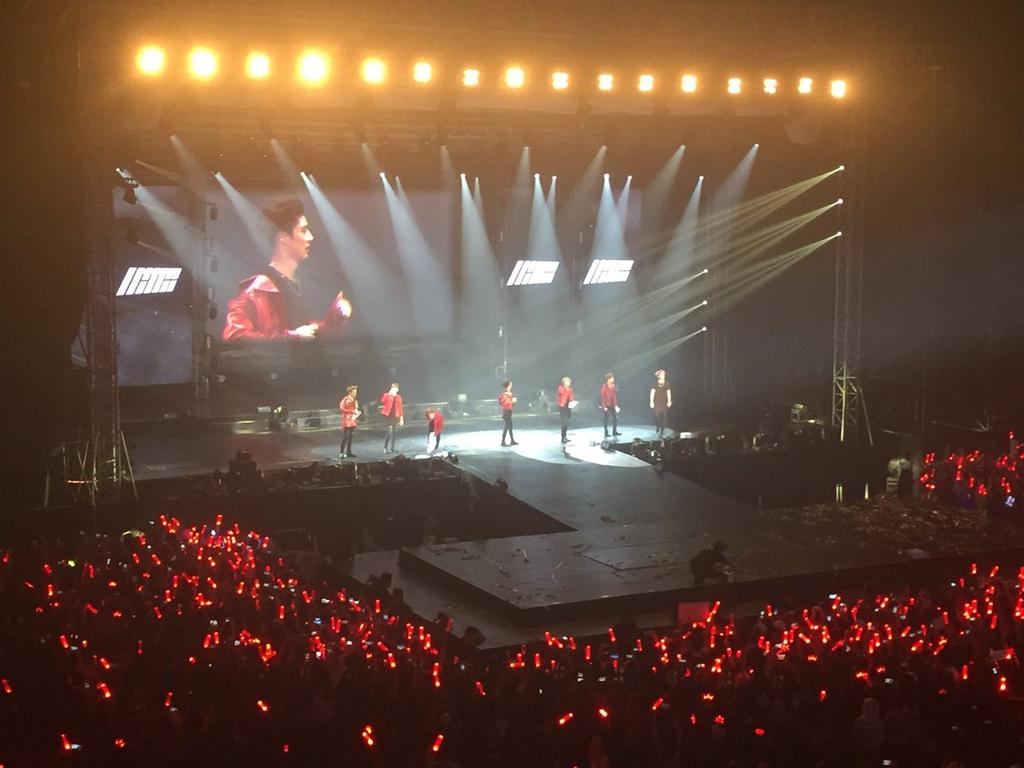 iKONIna_TV's tweet photo. [HQ] 160813 #iKON at #iKONCERTinMalaysia #iKONCERTinKL #SHOWTIMETOUR2016

© kmovementmy https://t.co/wFHiqO7RE1