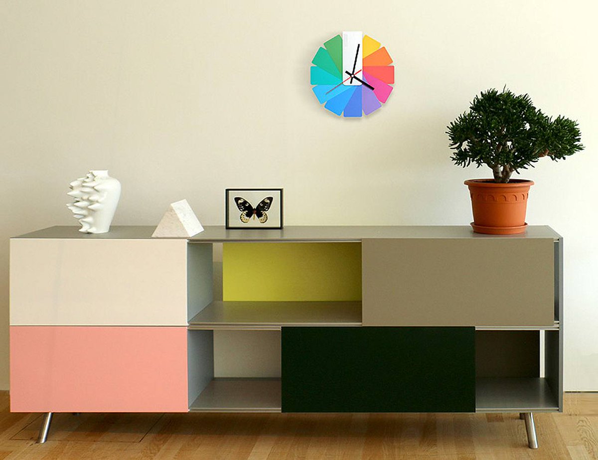 GadgetFlow's tweet image. Transformer #AnalogClock Multicolor gdfl.co/2bvijfL Eye catching object for your home interiors! #homedecor