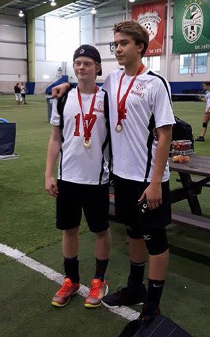 SUNtravelgal's tweet photo. Ontario Summer Games Gold! Congrats #ldnont Ethan w Blake U14 #volleyball #OSGames @CherylatLFPress @OSGMississauga https://t.co/zBnk7hn6Cu