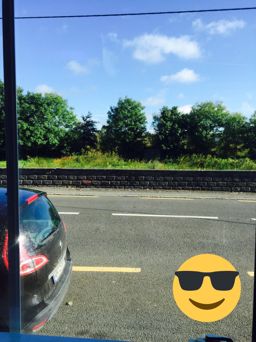 WildHoneyInn's tweet image. Gorgeous morning here in the #Burren. #roomwithaview #breakfastshift