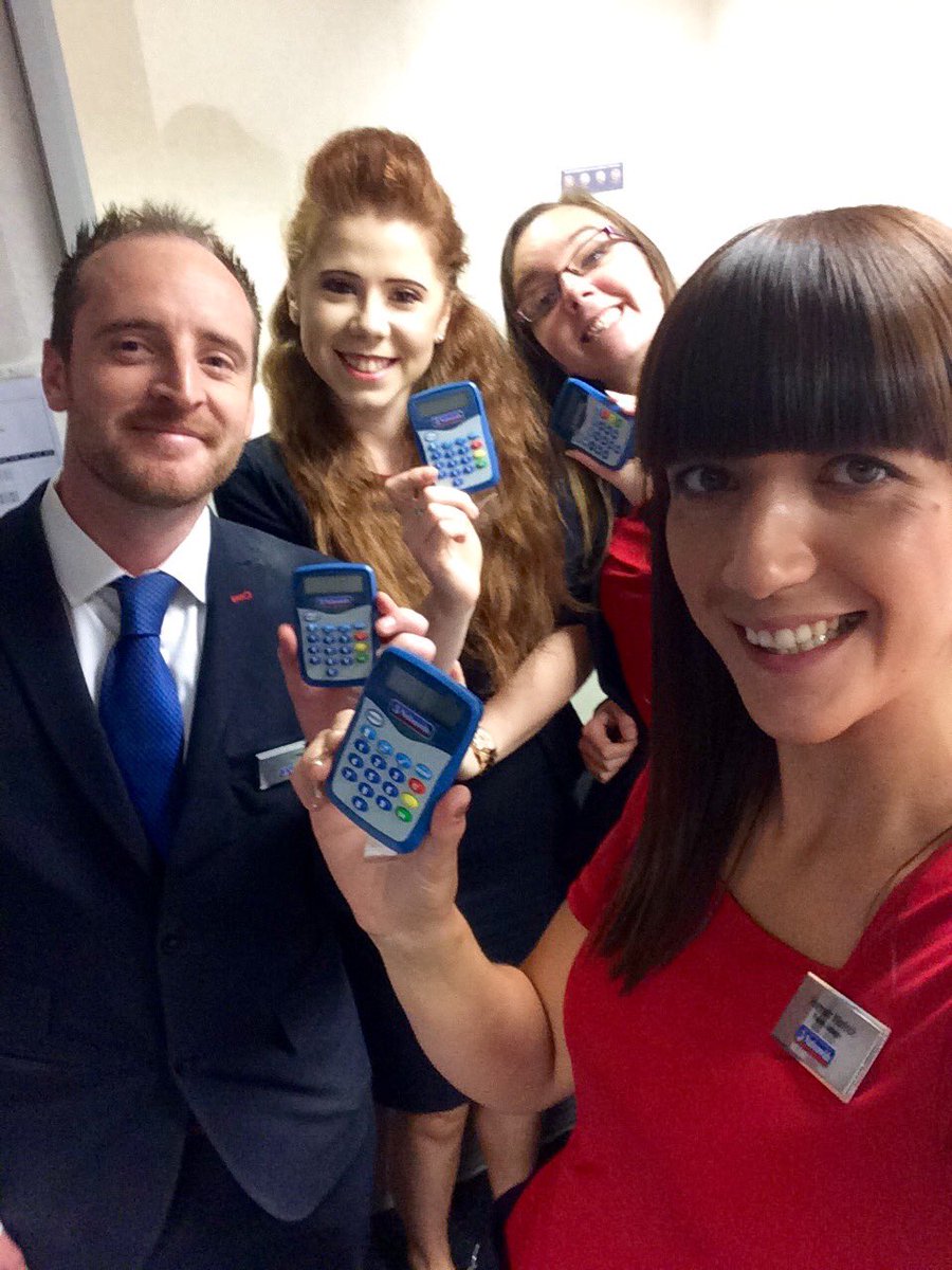 HannahWorlock's tweet photo. Let's get digital! #TeamStroud #SouthBionicWeek #CardReaderMonday @NBSSandR https://t.co/xKFalMBJsT