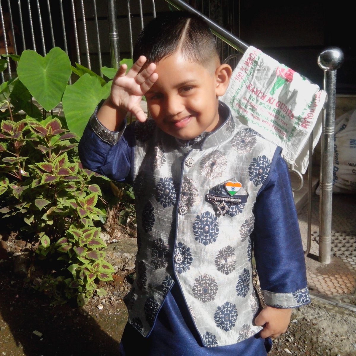 Sweetesh7's tweet image. #FirstSalute to INDIA
Happy Independence Day