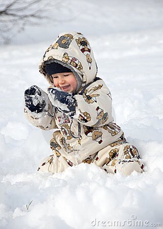 J'en connais un qui aime vraiment beaucoup la neige 😍❄️