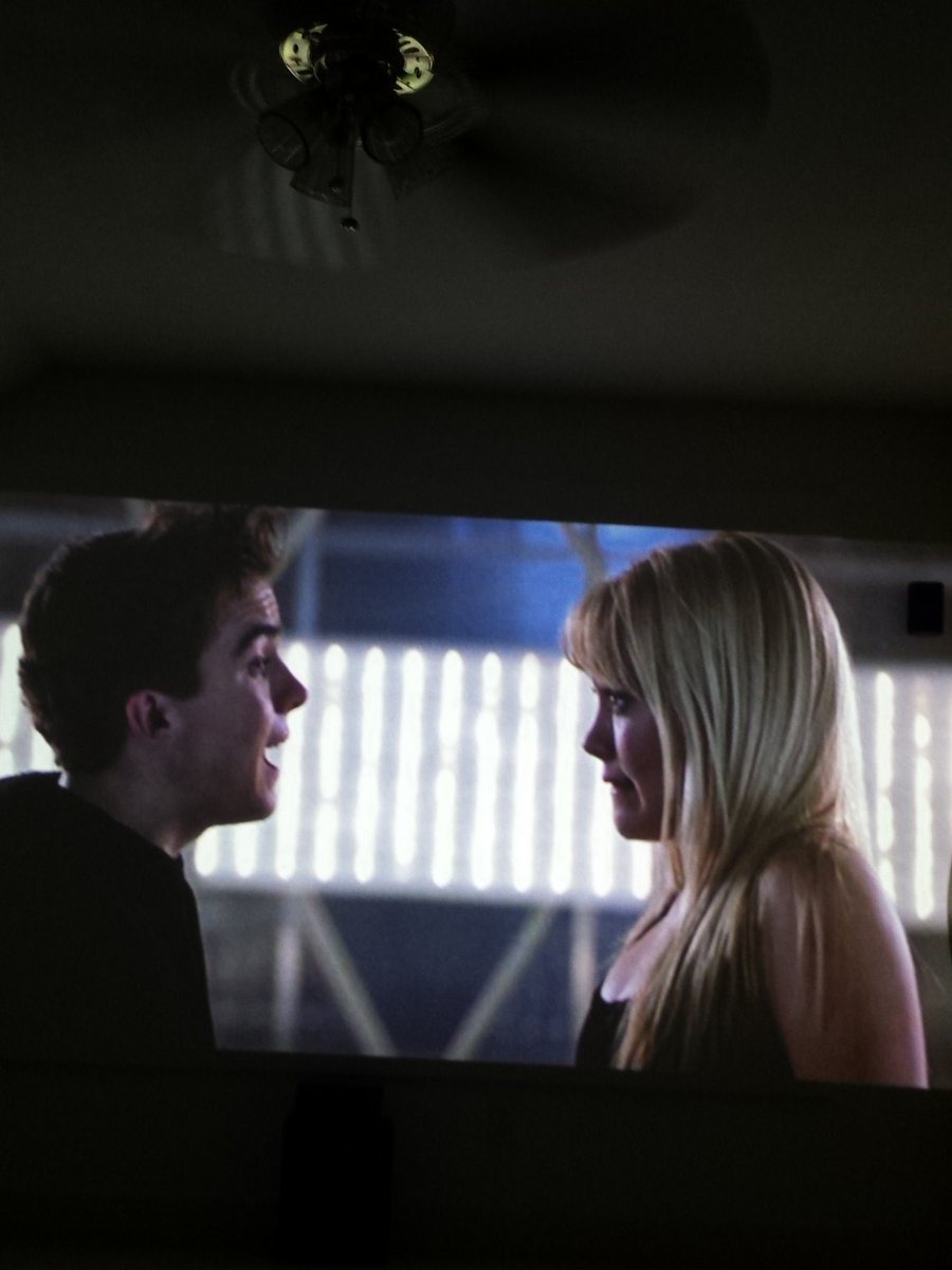 JustinStrapple's tweet photo. @frankiemuniz #kissherfwankie https://t.co/K3dA8FUGL8