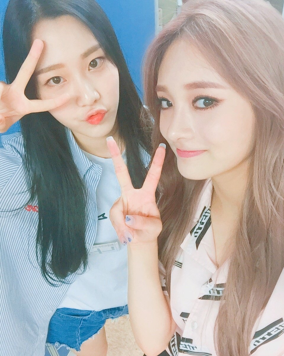 official kim nayun thread momoland charming cutie official kim nayun thread momoland charming cutie