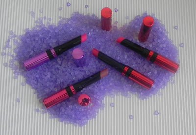 Gadirroja's tweet photo. Brillo,hidratación y color:Los Shine Burst de @AvonEspana,lo tienen todo .Review y swatches:https://t.co/3zp6NGSE8l https://t.co/jH0DGrJAxe