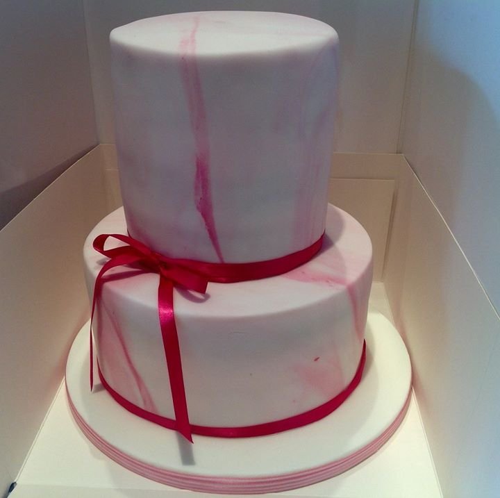 strawbkitchen's tweet photo. 40th Birthday cake with marble effect fondant and a coordinating raspberry ripple sponge inside https://t.co/OVFDNoQ06l