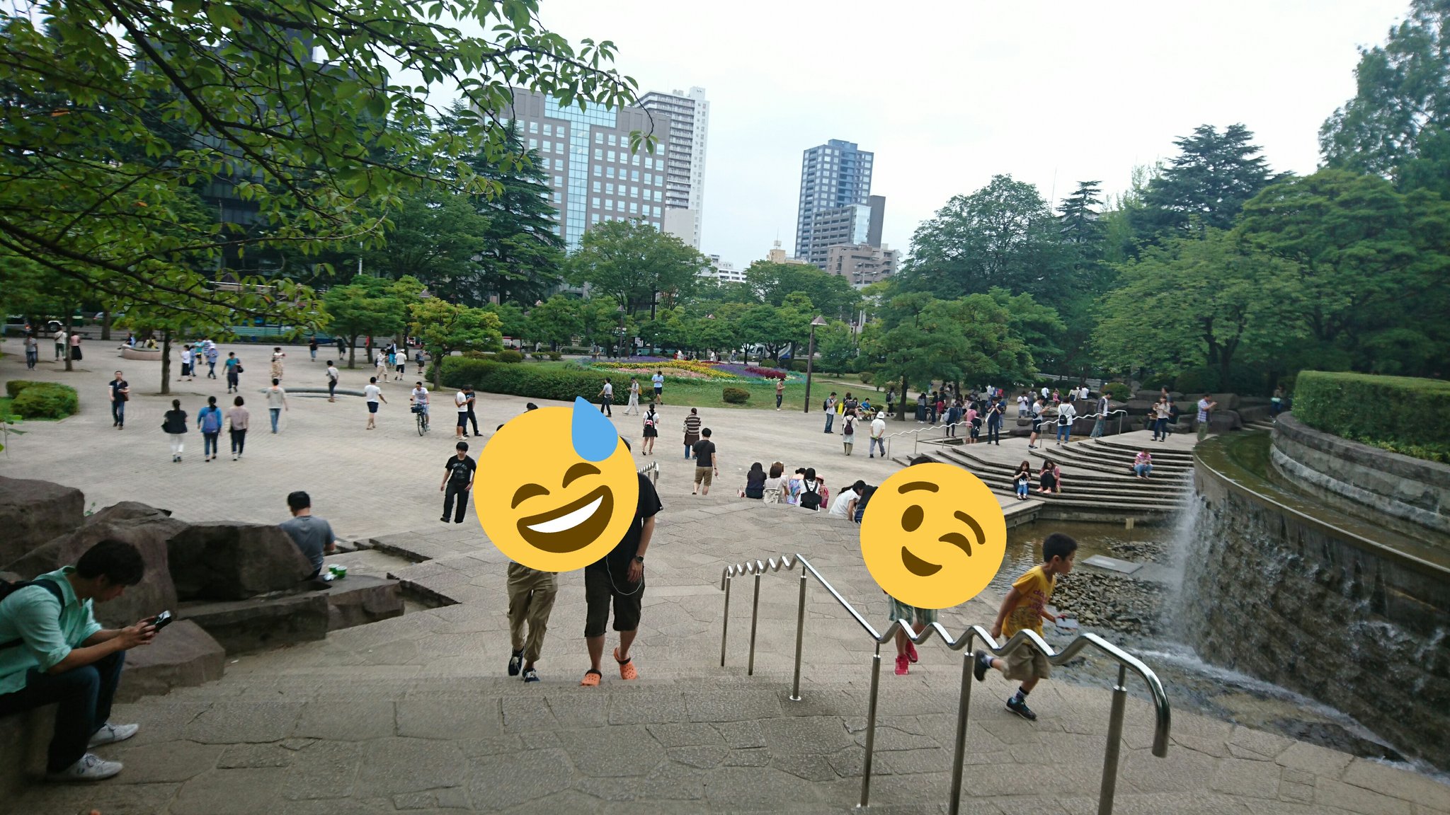Akademiks 宮城県 仙台市 ピカチュウの巣の勾当台公園 人だらけ しかも 路駐トレーナーもいるせいで色々と問題も出てるみたい 警察が路駐排除にたちんぼしてる 笑 ポケモンgo 勾当台公園 仙台 ピカチュウ T Co Wvtjgk0qex Twitter