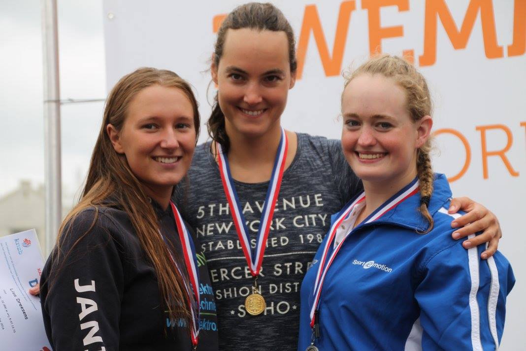 Miss_Delenn's tweet photo. Mijn blog over deze race is te lezen op mijn site: https://t.co/nj5zrRm4e4 #IJsselmeer #Medemblik #blog #openwater https://t.co/Io3CRUzJwo