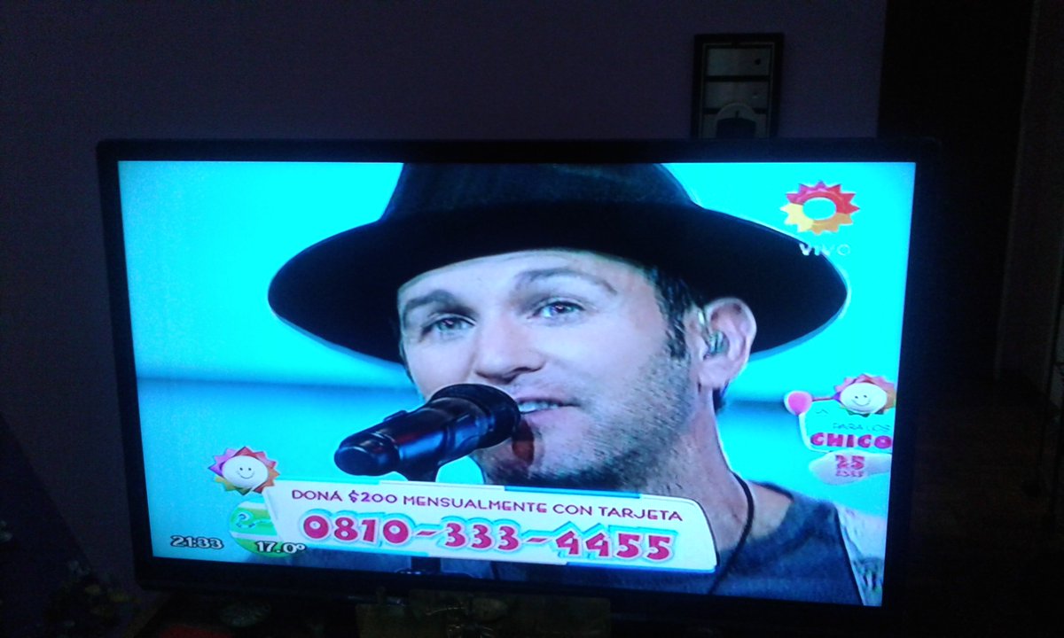 Elikargentina's tweet photo. @AxelOficial ¡Esta vez me tocó verte por la tele! ¡Igual te disfruté como siempre! #OrgulloAxelero #UnSol2016 ♥ https://t.co/FI9noHFUCE