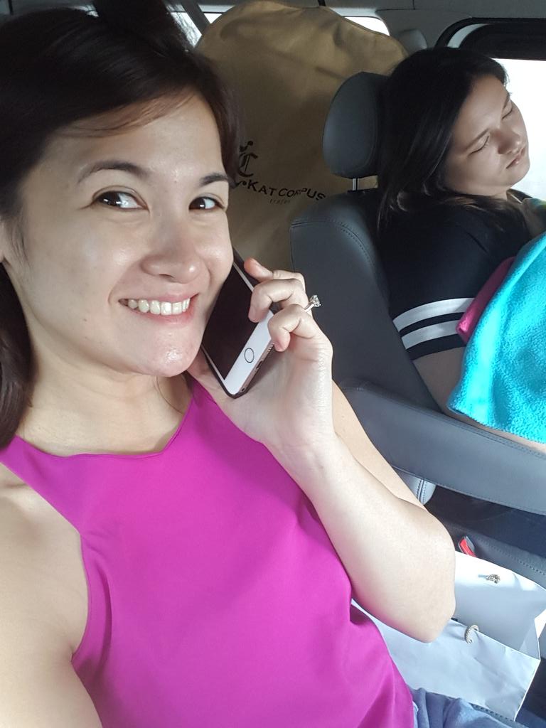 CamillePrats's tweet photo. On our way to a photoshoot and the little sister was kind enough to accompany me.. 😊😊😊 hello @naomiprats 😊😊😊 https://t.co/sW2RpAXiPM