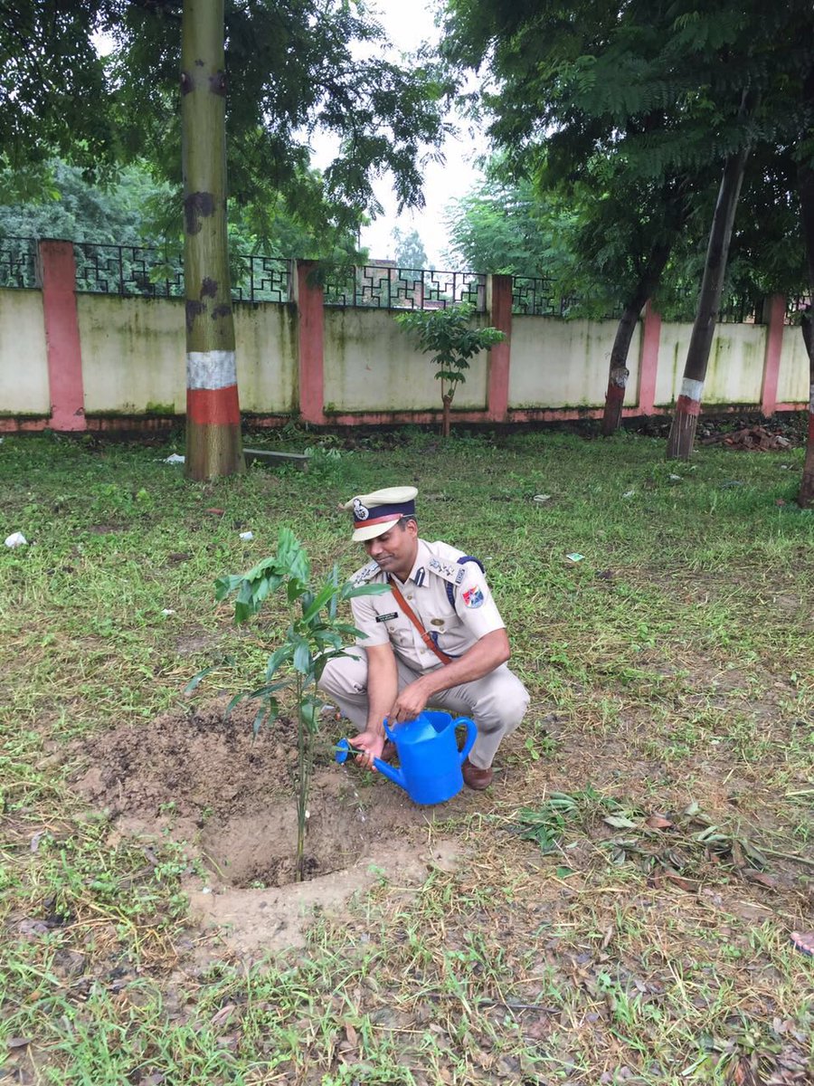 Plantation by Sr.DSC/RPF, Allahabad on Independence Day 2016