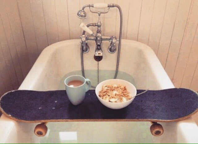 proaddicts's tweet image. Empezando la semana como se merece!! 💥🤘🏽#proaddicts #skate  #monday