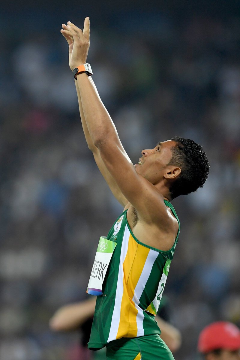 LFC's tweet photo. 43.03! Congratulations to massive Red @WaydeDreamer on Olympic #Gold &amp; your new world record at #Rio2016! 👏 https://t.co/Y81ic1YaS6