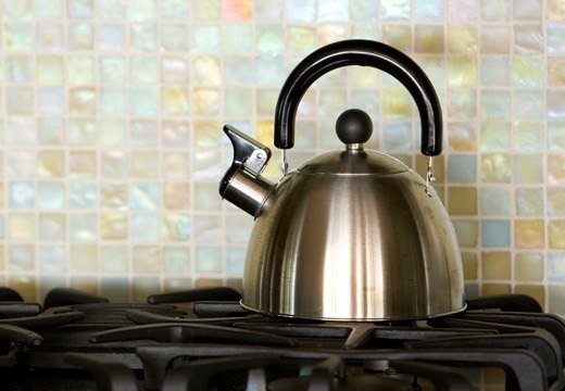 Почему нельзя кипятить воду дважды? astanareflex.kz/medicina/poche…