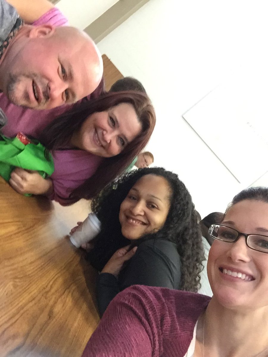 MelanieDiaz504's tweet photo. #CLCfirstweekback @HumbleISD_CAM  @MOSAIChumbleisd  @HumbleISD_CLC https://t.co/zwRbkBAMJ9