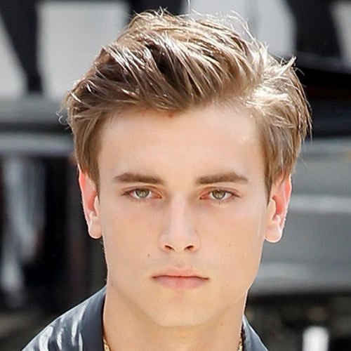 5 Modern Side Part #Hairstyles For #Men hairstyle-trends.com/5-modern-side-…