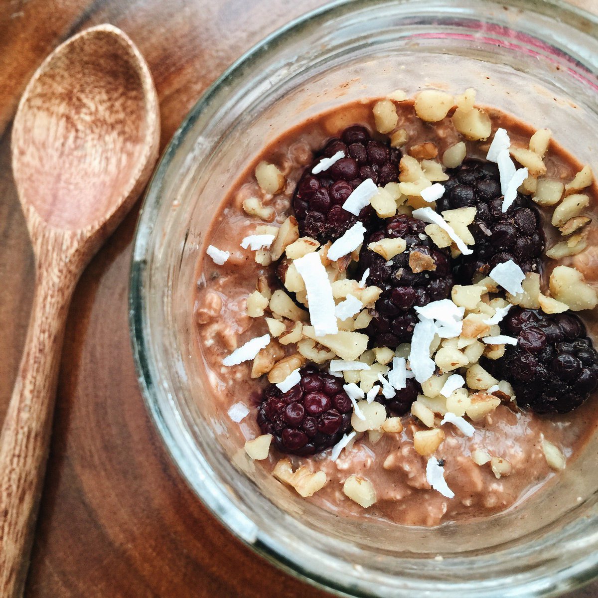 trackisnewblack's tweet photo. Chocolate banana #overnightoats for breakfast. YUM 🙌🏼
https://t.co/OyB4bIRqDW
#weightwatchers #healthy https://t.co/Nmg3zQfJkl