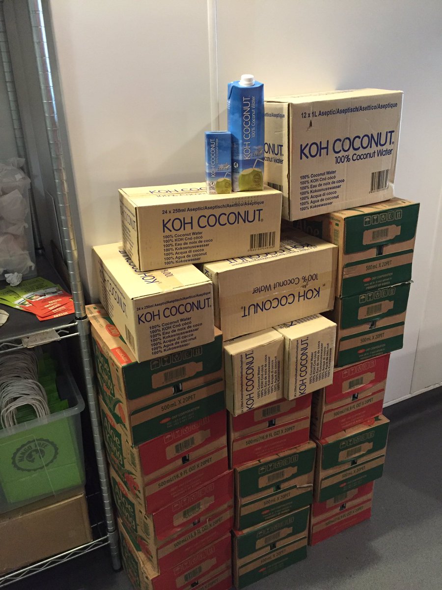 Great weather requires great hydration!
<a href="/KOHIreland/">KOH Coconut Ireland</a> delivery right on time this morning
#irishfoodparty #irishfitfam