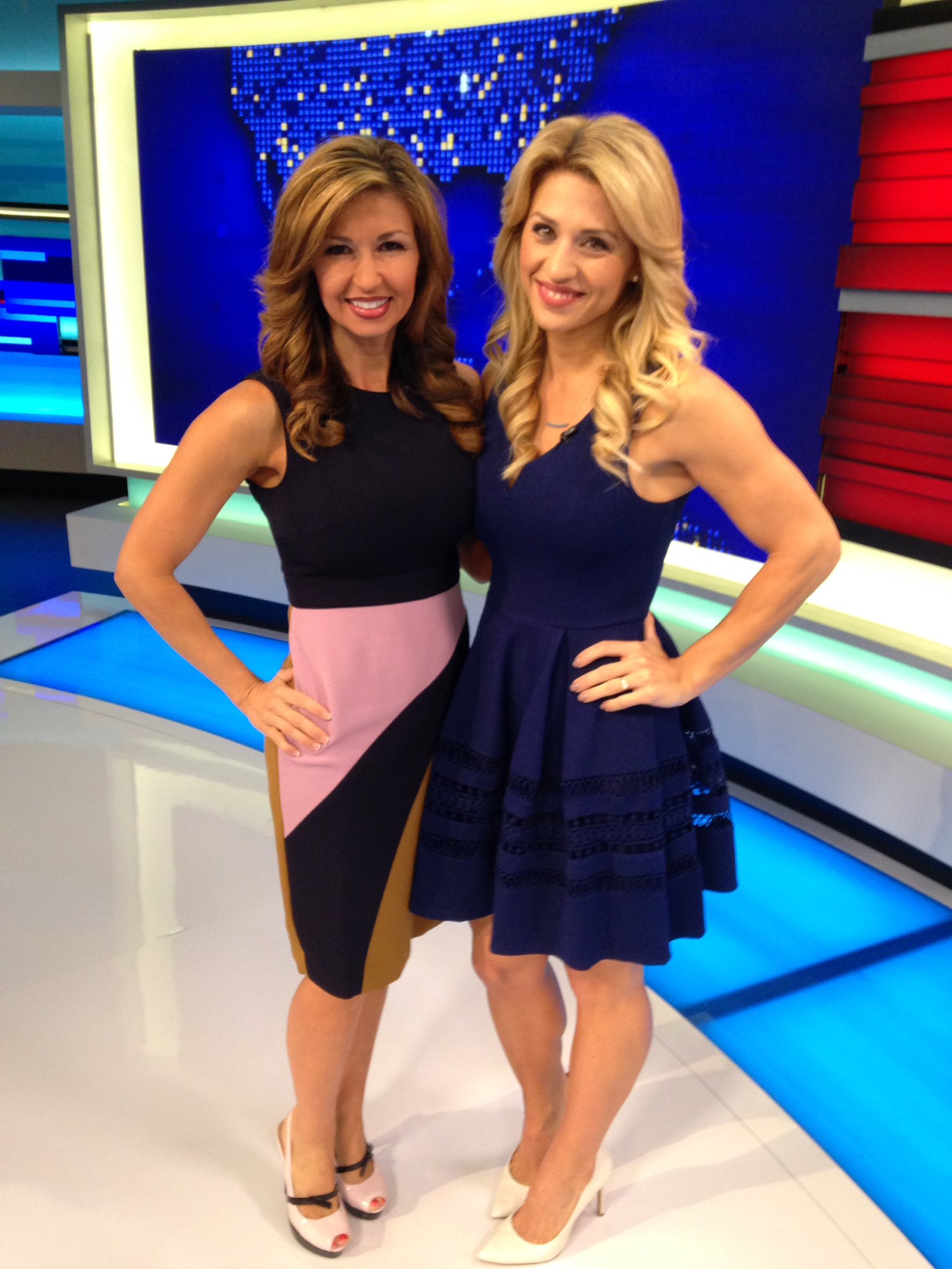 julie-durda-on-twitter-morning-my-friends-watch-your-new-weather-amp-traffic-team-on-wplglocal10-say-hi-to-my-girl-nicoleperezwplg-https-t-co-sclxgdp6ef-twitter