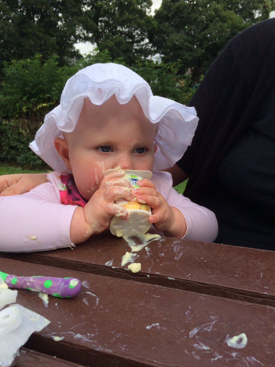 BellaFDavies's tweet photo. The art of eating yogurt... https://t.co/X966HPvpDG