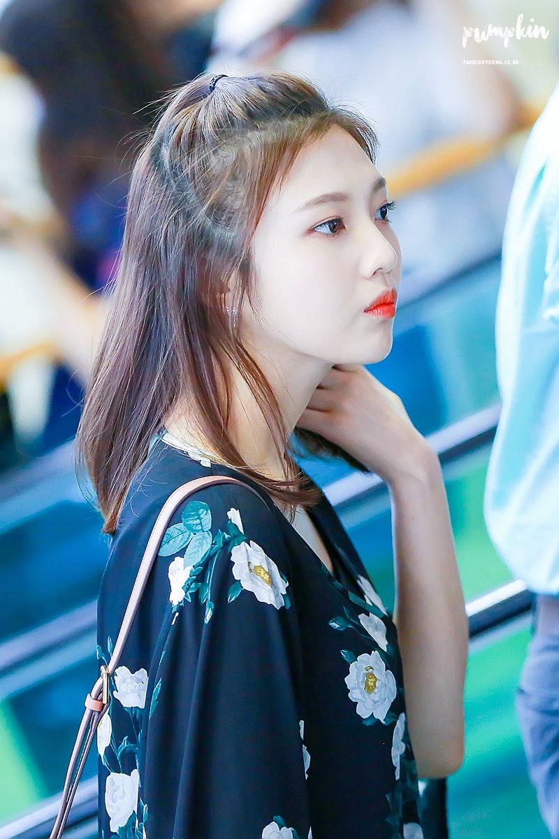 withjoyth_'s tweet photo. [HQ/PIC] 160812 Gimpo Airport #조이 #JOY by pumpkin
https://t.co/K5EgY6dYhH https://t.co/zAru7umB3t