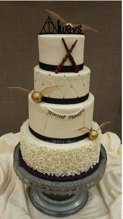 PotterWorldUK's tweet photo. Harry Potter Themed Wedding Cakes https://t.co/QbG3VT29cS