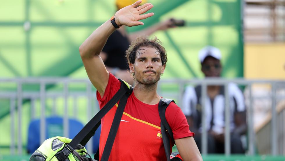 mundodeportivo's tweet photo. '@marianorajoy: "@RafaelNadal es un ejemplo de los mejores valores del deporte"
https://t.co/yDFDRjoXBm #Rio2016 https://t.co/PEHo3lLPSn