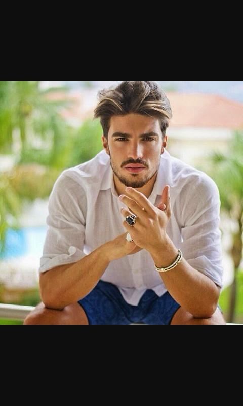 Jasser23973333's tweet photo. Hair Style https://t.co/hAk9V6Yoc2
