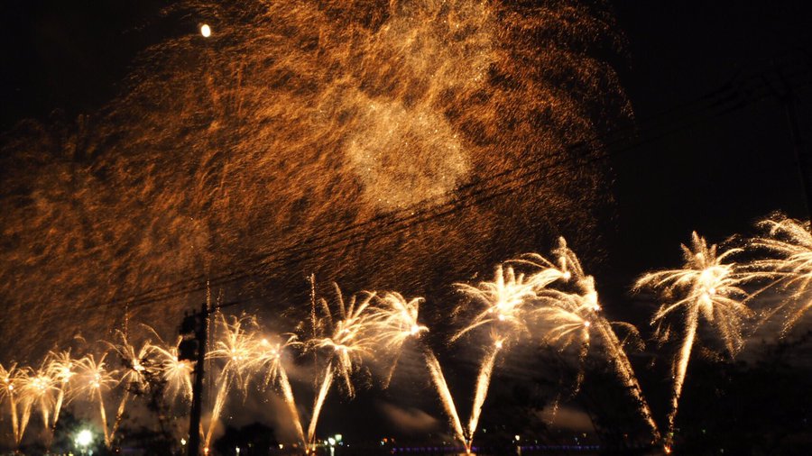 福山夏まつり あしだ川花火大会 の穴場鑑賞スポットや交通規制を調査 旅行 お出かけの情報メディア