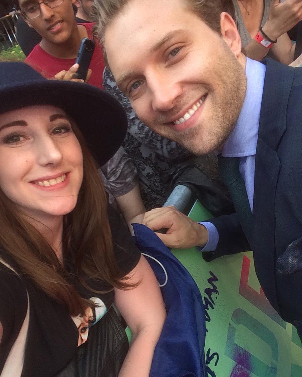JaiCourtneyOrg's tweet photo. 📷 Some random fan-taken pictures of @JaiCourtney during @SuicideSquadWB press tour #suicidesquad #jaicourtney https://t.co/7EPC7Qn4JS