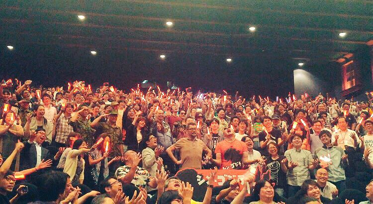 khara_inc's tweet photo. 「シン・ゴジラ発声可能上映会」
島本先生、皆様本当にありがとうございました。
お疲れ様でした‼︎
#シン・ゴジラ #シンゴジラ #ゴジラ https://t.co/dwVYGsWJjF