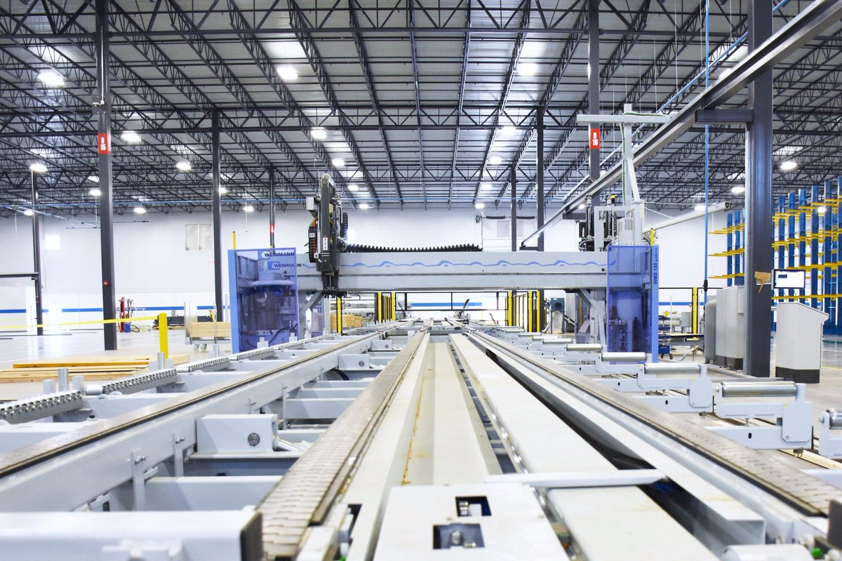 BPrint_Robotics's tweet image. Learn how our state of the art robotics help precisely prepare your walls on our wall line. ow.ly/EDrO303f4eA