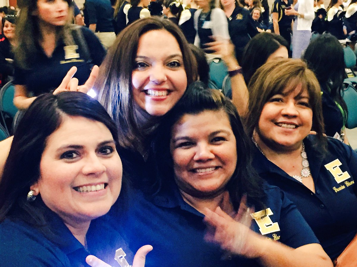 sandritav44's tweet photo. @EscandonEagles #districtofchampions #generalassembly #let'sStartthisyearoffright https://t.co/la6tXTFZ7F