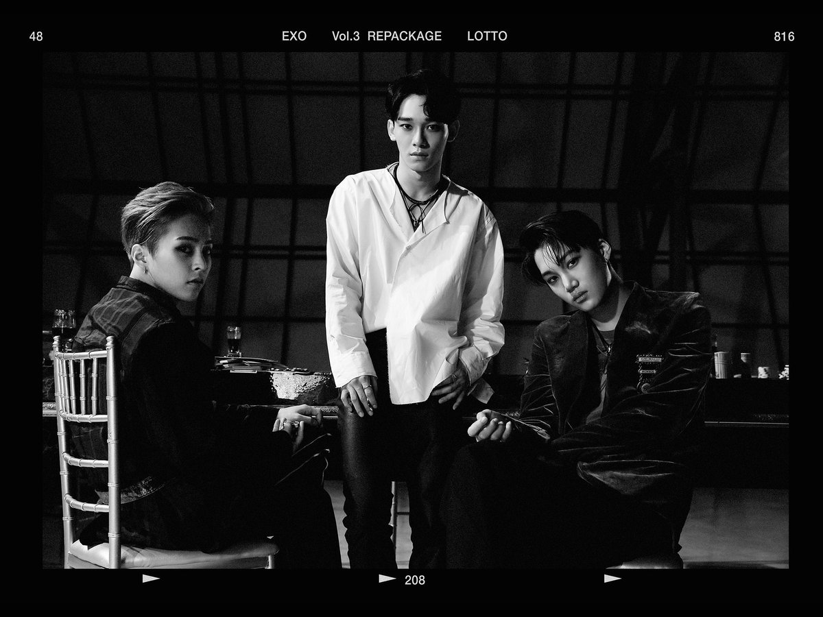 Official_EXOKM's tweet photo. #엑소 #LOTTO(#로또) 
2016.08.18 0AM(KST)

#EXO https://t.co/TMs5MovUcN