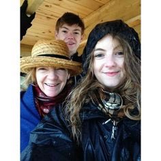 tbsappreciation's tweet photo. THEY SEEM TO HAVE SUCH A LOVELY RELATIONSHIP AWW 💜💫 https://t.co/pmN4yDAGkC