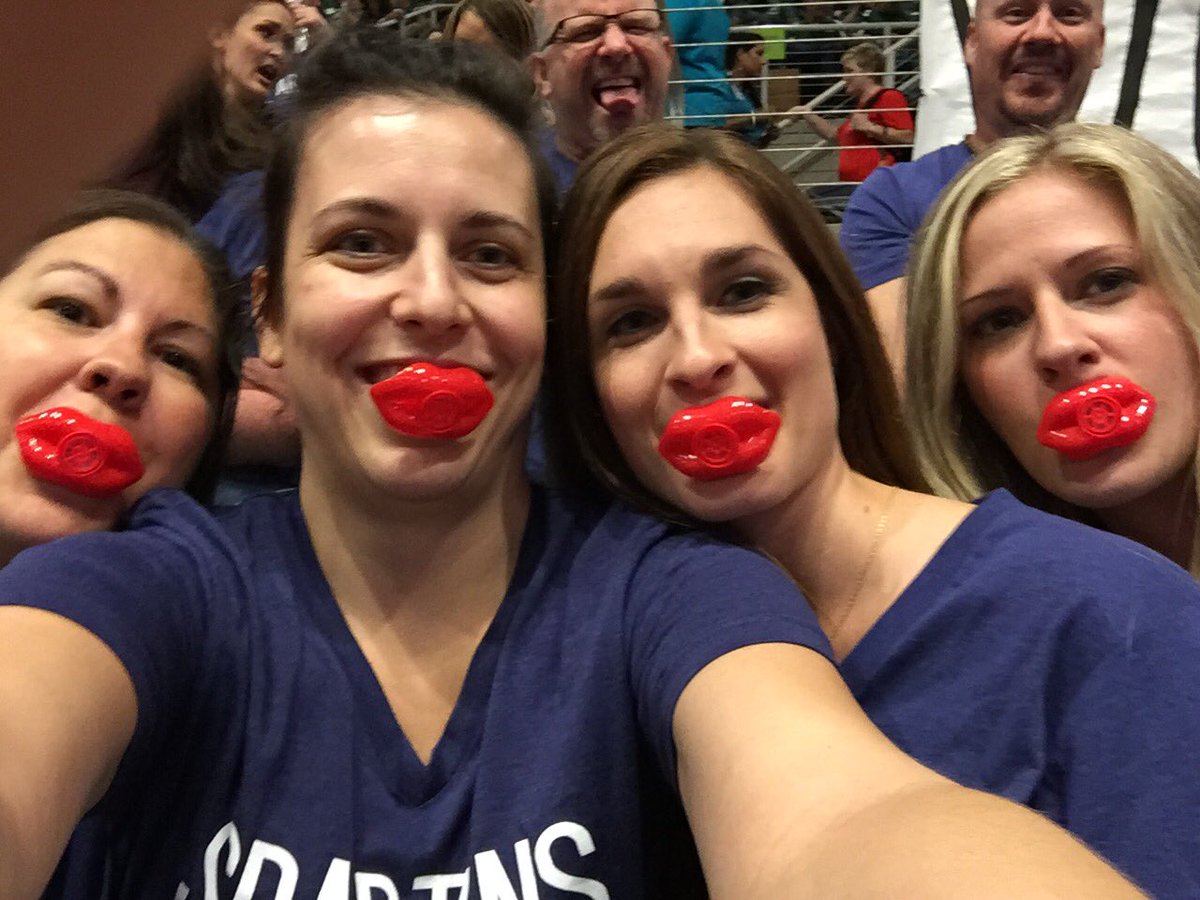 Convocation! Here we come 2016-'17! #sljhtweetup #mathsquad @spartan_speak <a href="/GreeneMath7/">Traci Greene</a> <a href="/SheilaBalash/">Sheila Balash</a> <a href="/weirspartans/">Coach Weir</a>