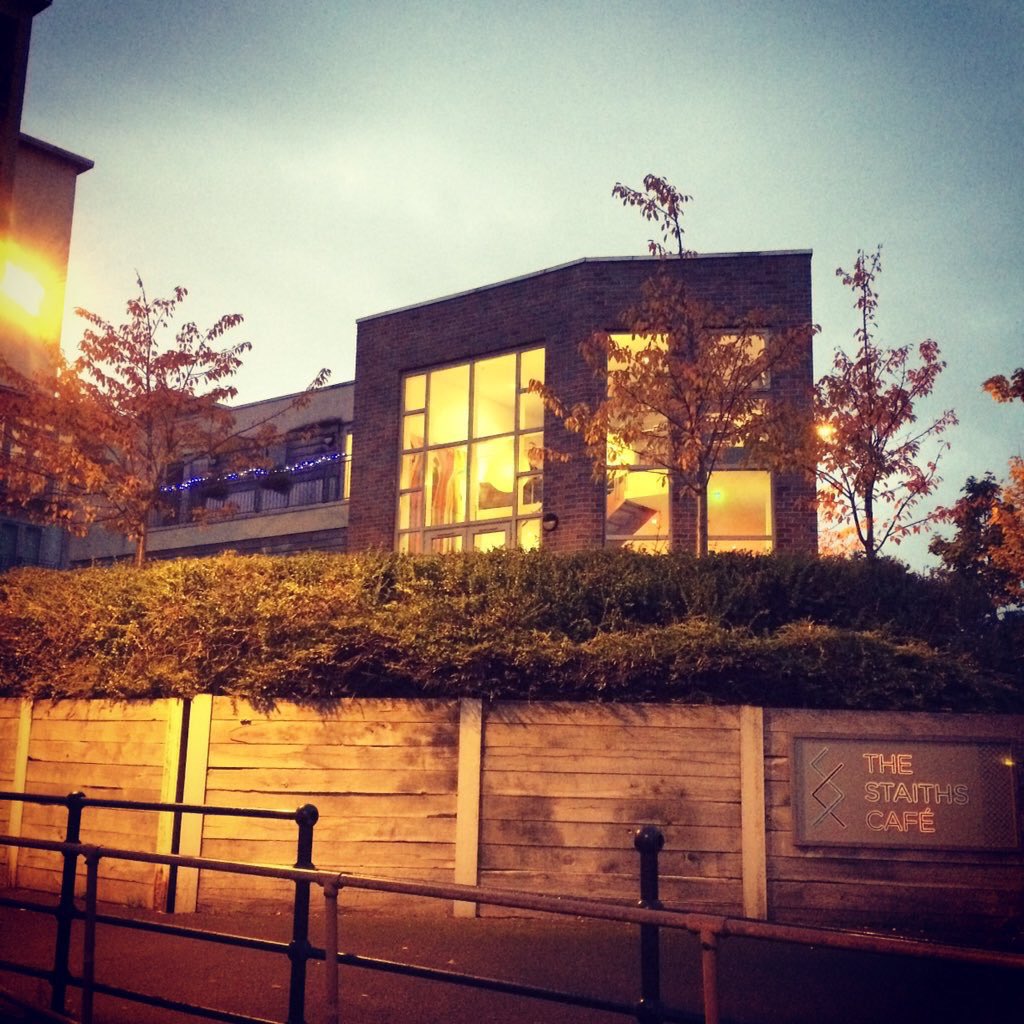 staithscafebar's tweet photo. What a lovely day! Enjoy the sunset whilst enjoying a Lebanese kebob - chicken, Kafta or falafel and halloumi #from5 https://t.co/Y7a0YvXVBY