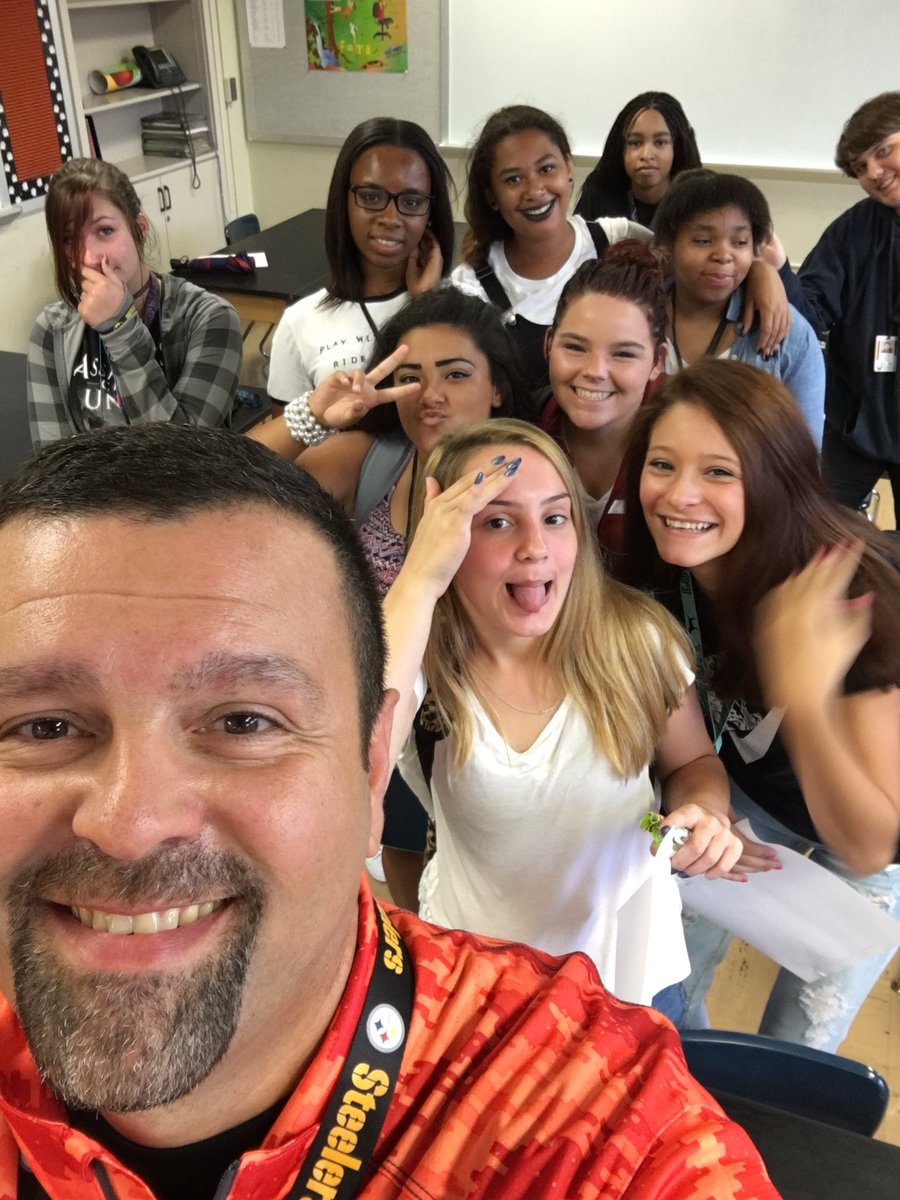 marker_jeffrey's tweet photo. First hour class.  More to come! https://t.co/mKWPIxqAbX
