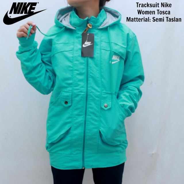 Tracksuit Women Nike 
Bahan : Kanvas
Harga : 140 Rb
Tersedia : M-L-XL
For Order PIN 555E32ED