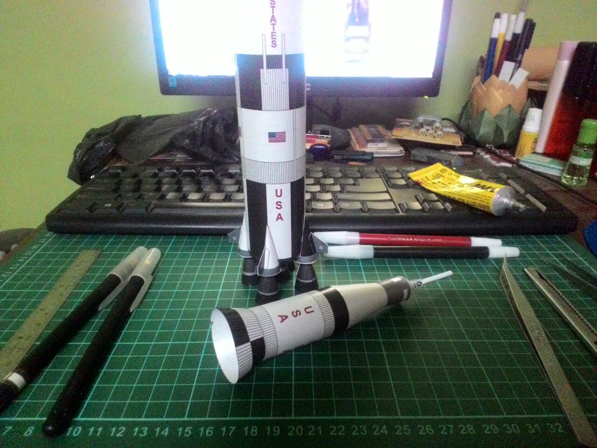 HexaPapercraft's tweet photo. [WIP] Saturn V Rocket and Launch Pad Papercraft
Download : https://t.co/JH0cJKDf3M
#papercraft https://t.co/feRBELiCs6