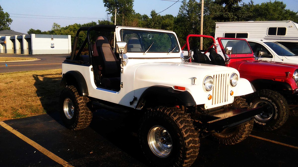 #JeepNight #UnlimitedOffroad #Jeep