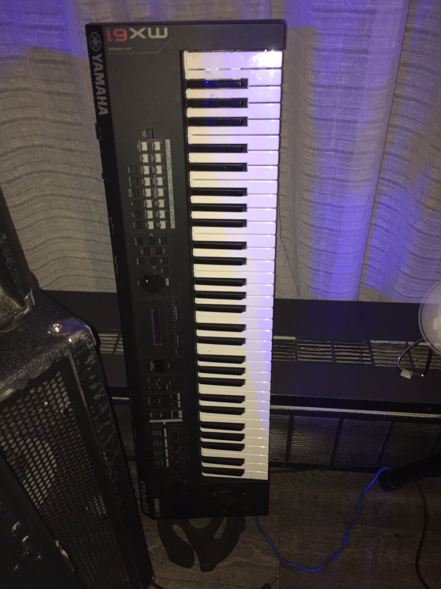 ShaunNoronha's tweet photo. Found another use for my #gigpad while packing up on Saturday night!
@TheGigpad https://t.co/Oq8QMRr78M