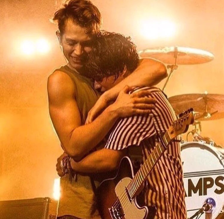 martu_sykes's tweet photo. #Brames https://t.co/ilw7fxnqTG