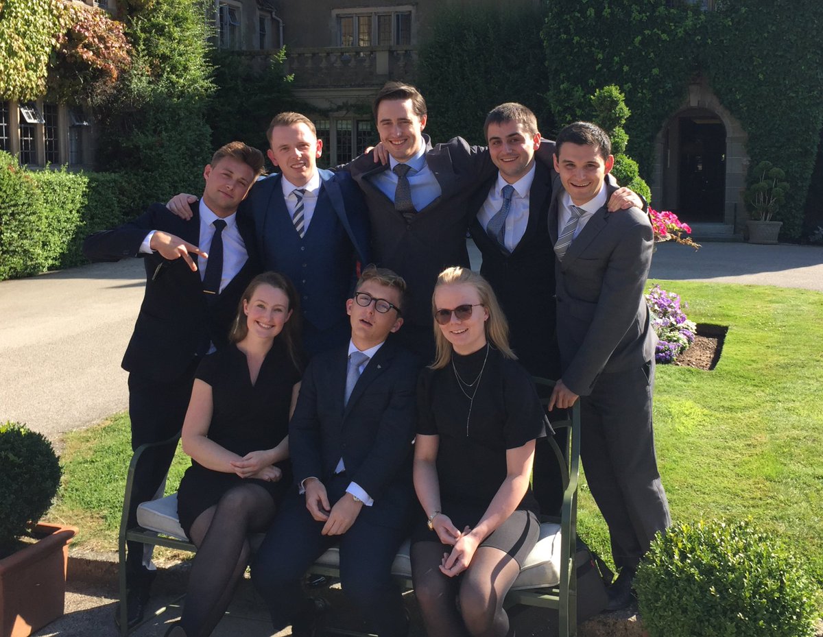 ChewtonCareers's tweet photo. Last training day for ten out of ten a great group of individuals @tenoutoftenhosp @GoStembo https://t.co/3njN1o9qIV