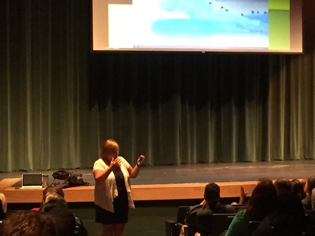 TopAviator's tweet photo. @SycamoreSchools @SycamoreJrHigh Teachers digging in on differentiated strategies. #SycPD2016 https://t.co/r8wJxaaQie