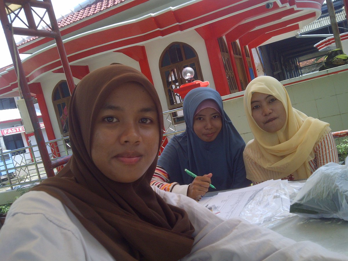Arwiyah92's tweet photo. merindukan Kalian :* https://t.co/xu9UyP84bX