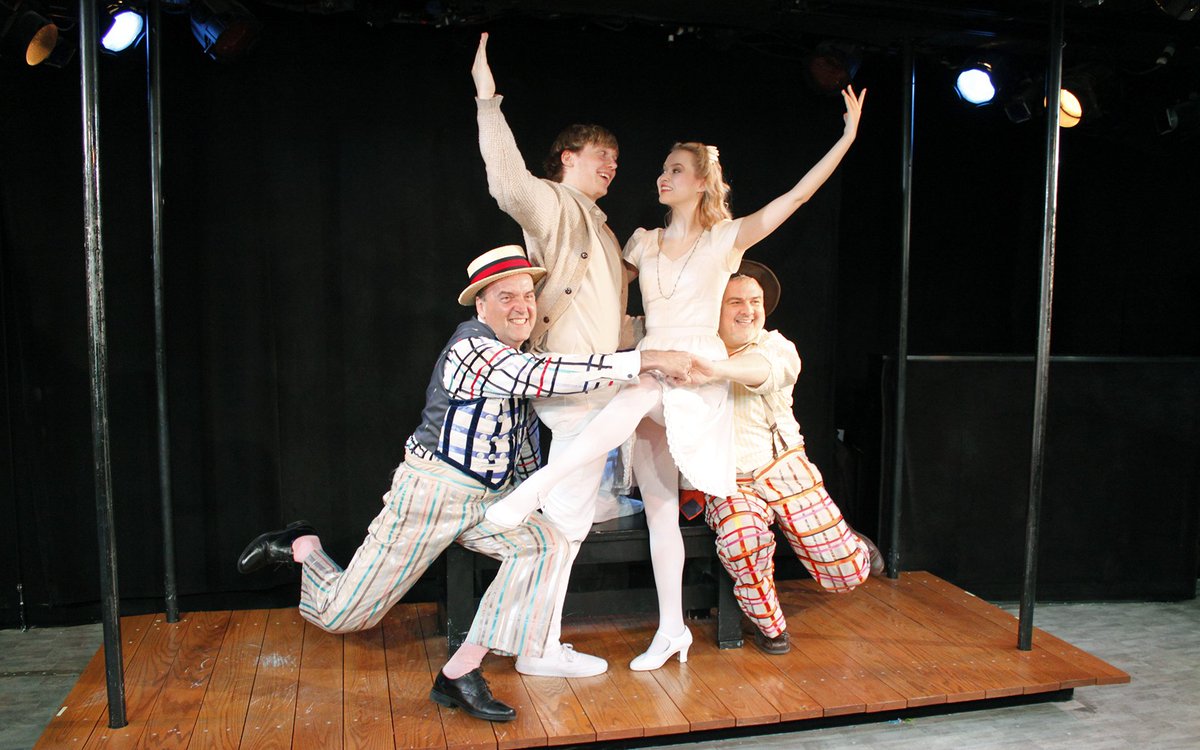 See <a href="/TheFantasticks/">The Fantasticks</a> and save over 30% with special discount code for MetroCard customers. web.mta.info/metrocard/prom…